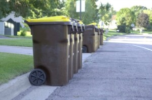 tips to handle trash when selling your home